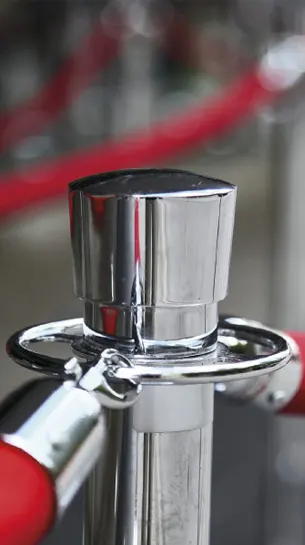 Króm köteles kordonoszlop